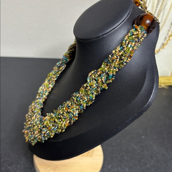 Vintage Retro Elegant Glass Braided Multicolor Beaded Necklace - Picture 2 of 7